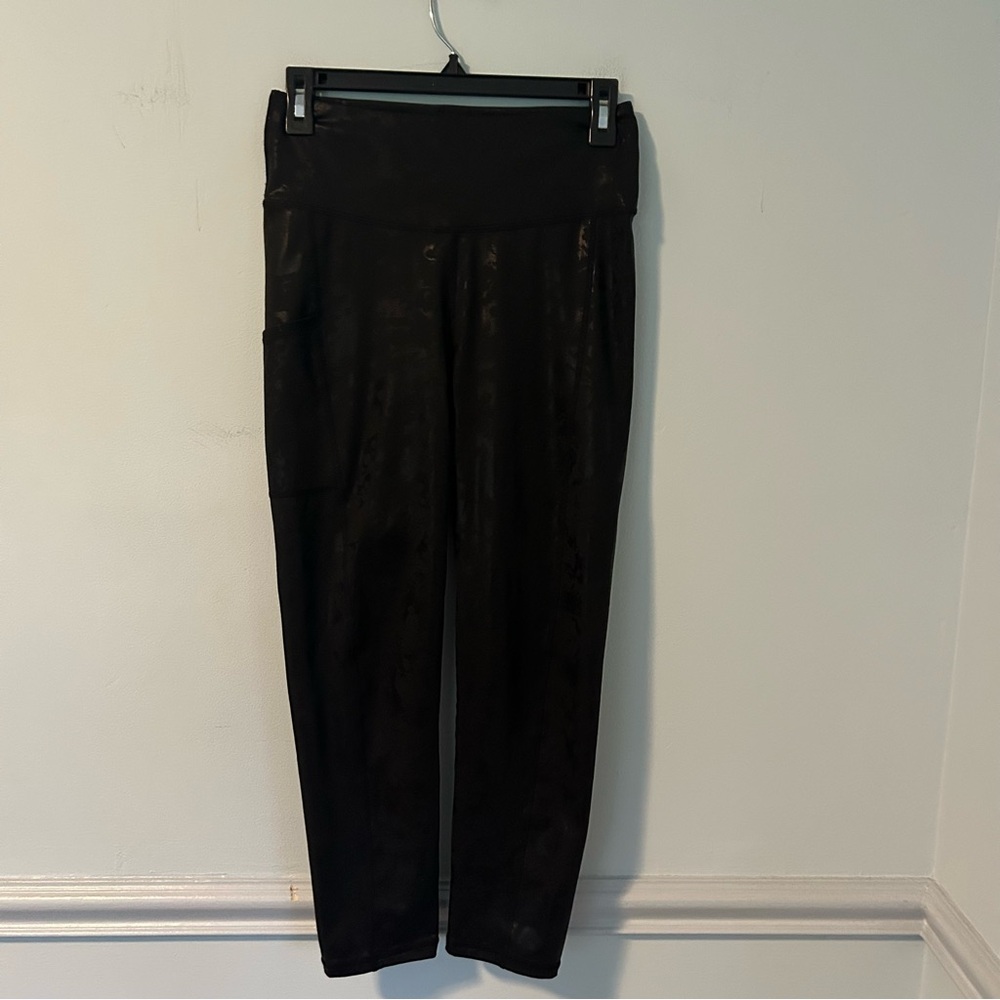 Lilly Pulitzer Luxletic Black Onyx Shoreline Foil High-Rise Leggings Size Small